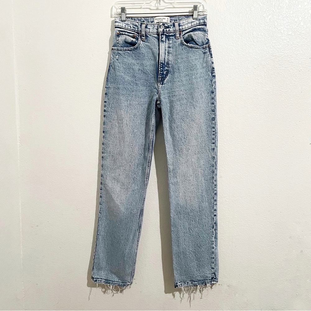 Abercrombie & Fitch Ultra High Rise 90s Straight Jean in Stonewashed Blue